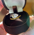 WAVE PEAR RING